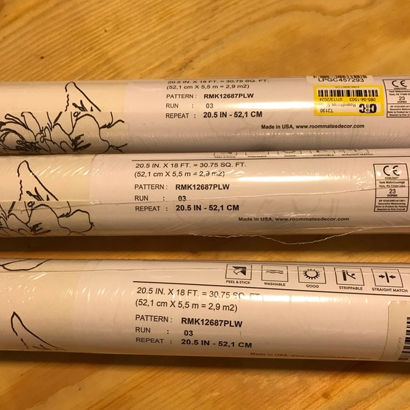 roomates maisey wallpaper nwt - Picture 6 of 7